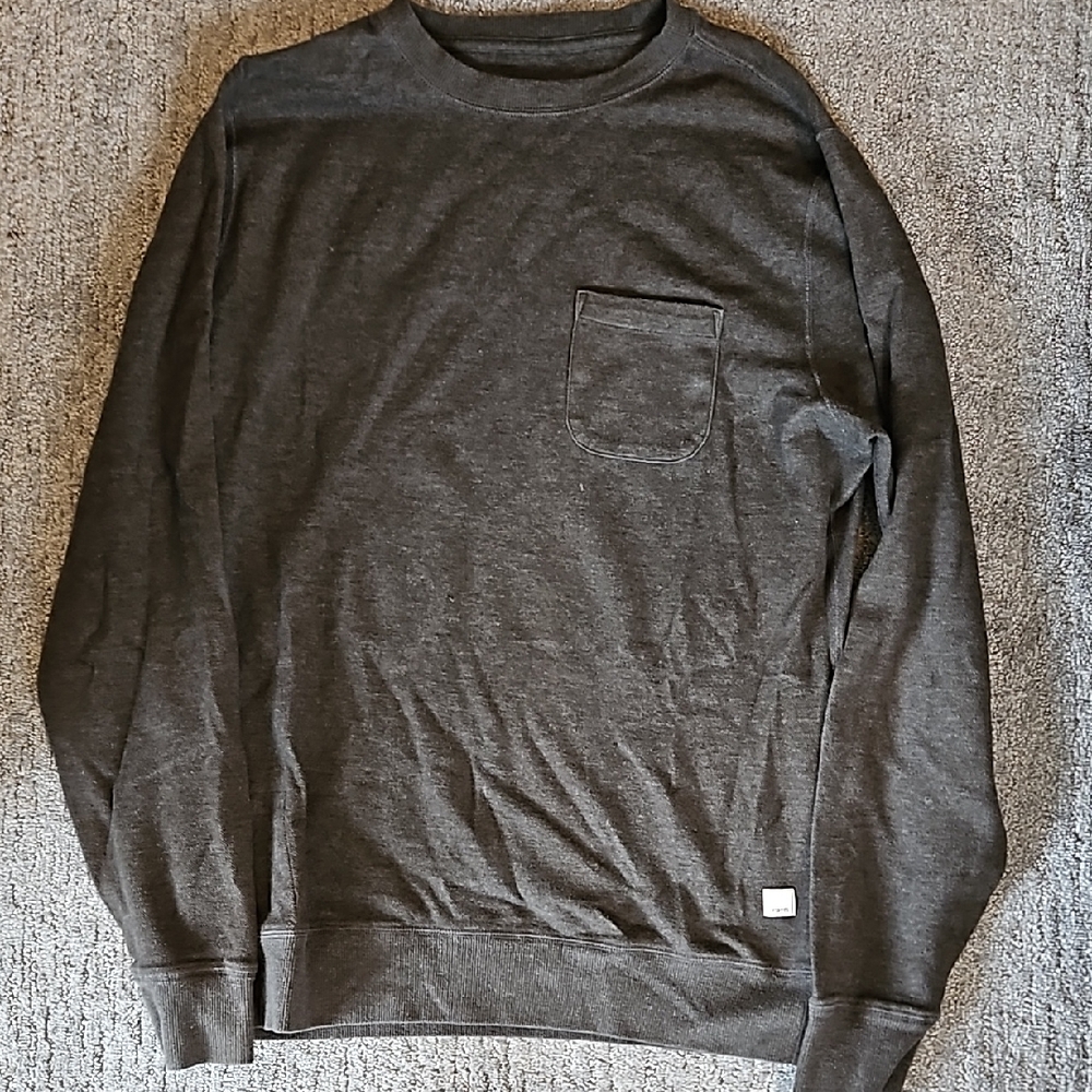 Vuori Men's Charcoal Sweater with Pocket